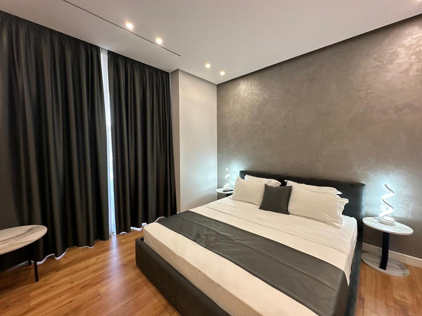 Hotel Ujvara Belsh Zewnętrze zdjęcie