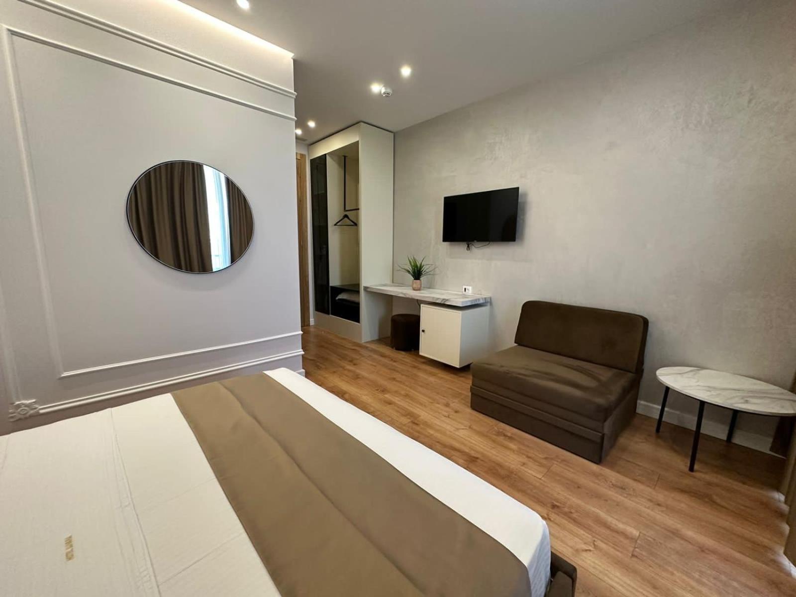 Hotel Ujvara Belsh Zewnętrze zdjęcie
